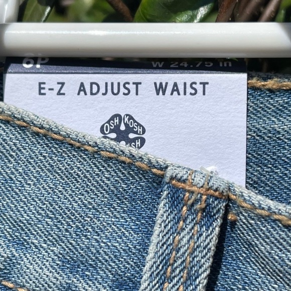 OshKosh BâGosh Girlâs Faded Bootcut Denim Jeans - Picture 5 of 9